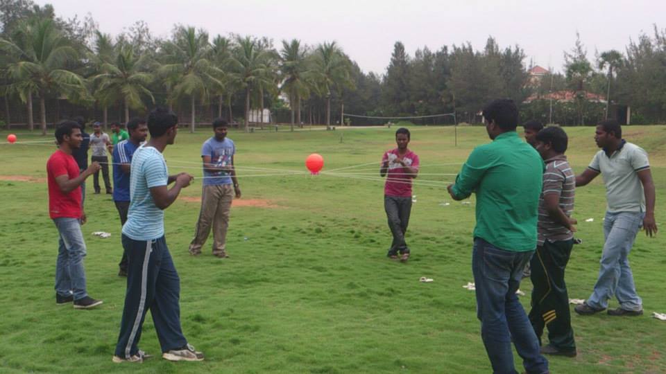 Internships in team building with outlife