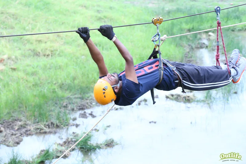 Team Outing Valley Crossing